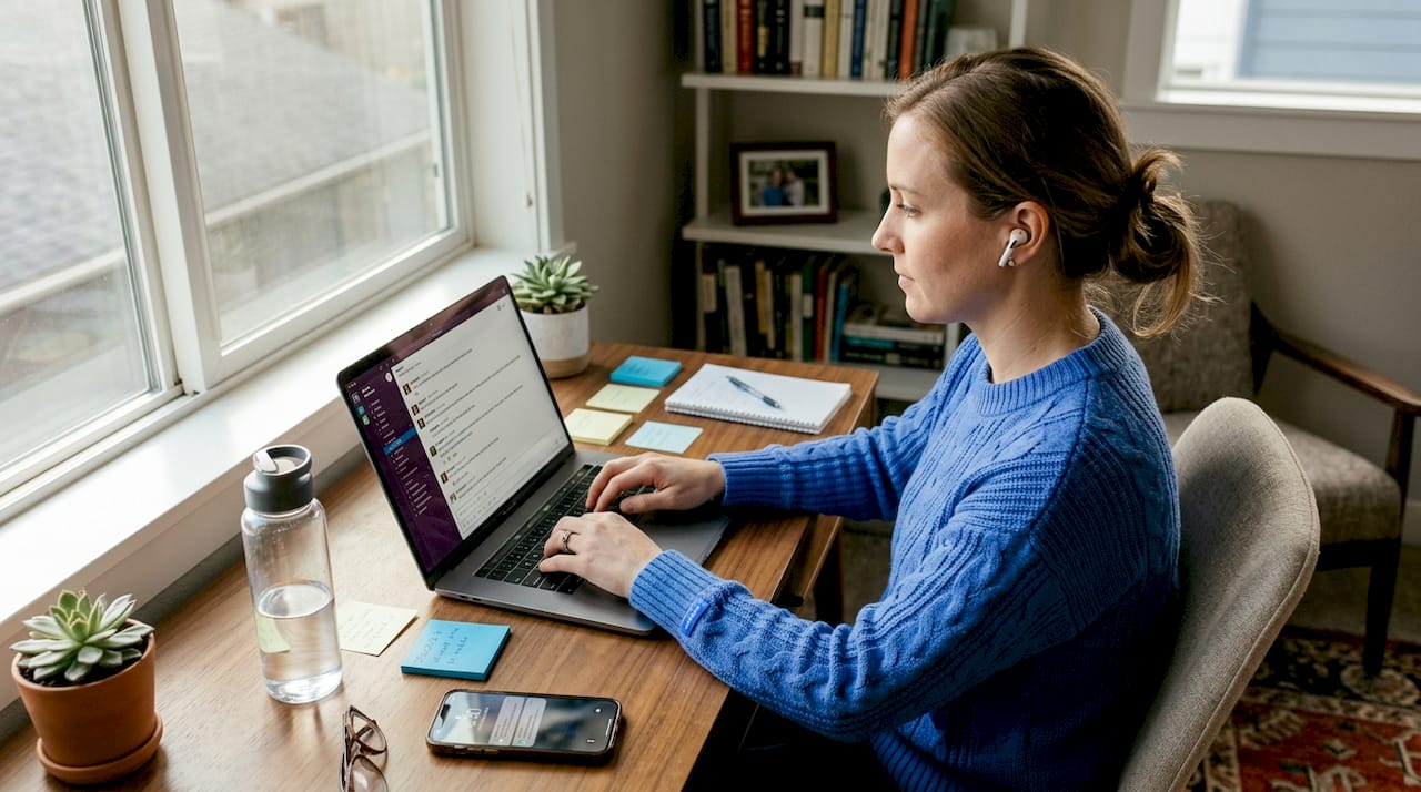 How social features drive earnings on cam platforms