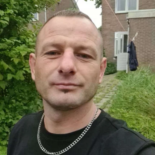 Krzysztof Bezlada