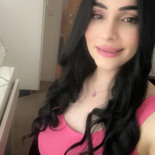 Larrisa