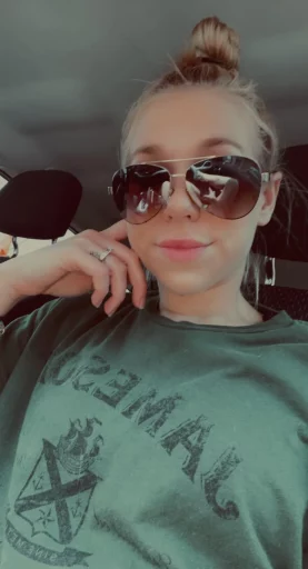 UrFavMilf