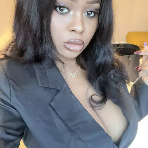 ArmaniiTheHottii