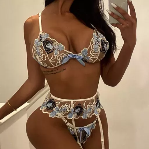 Atlanta Rose